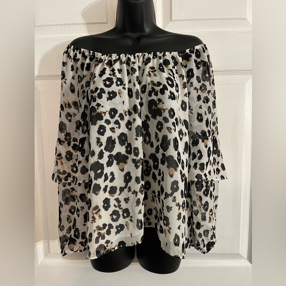 Cato Leopard Print Off Shoulder Blouse Size Large Cheetah